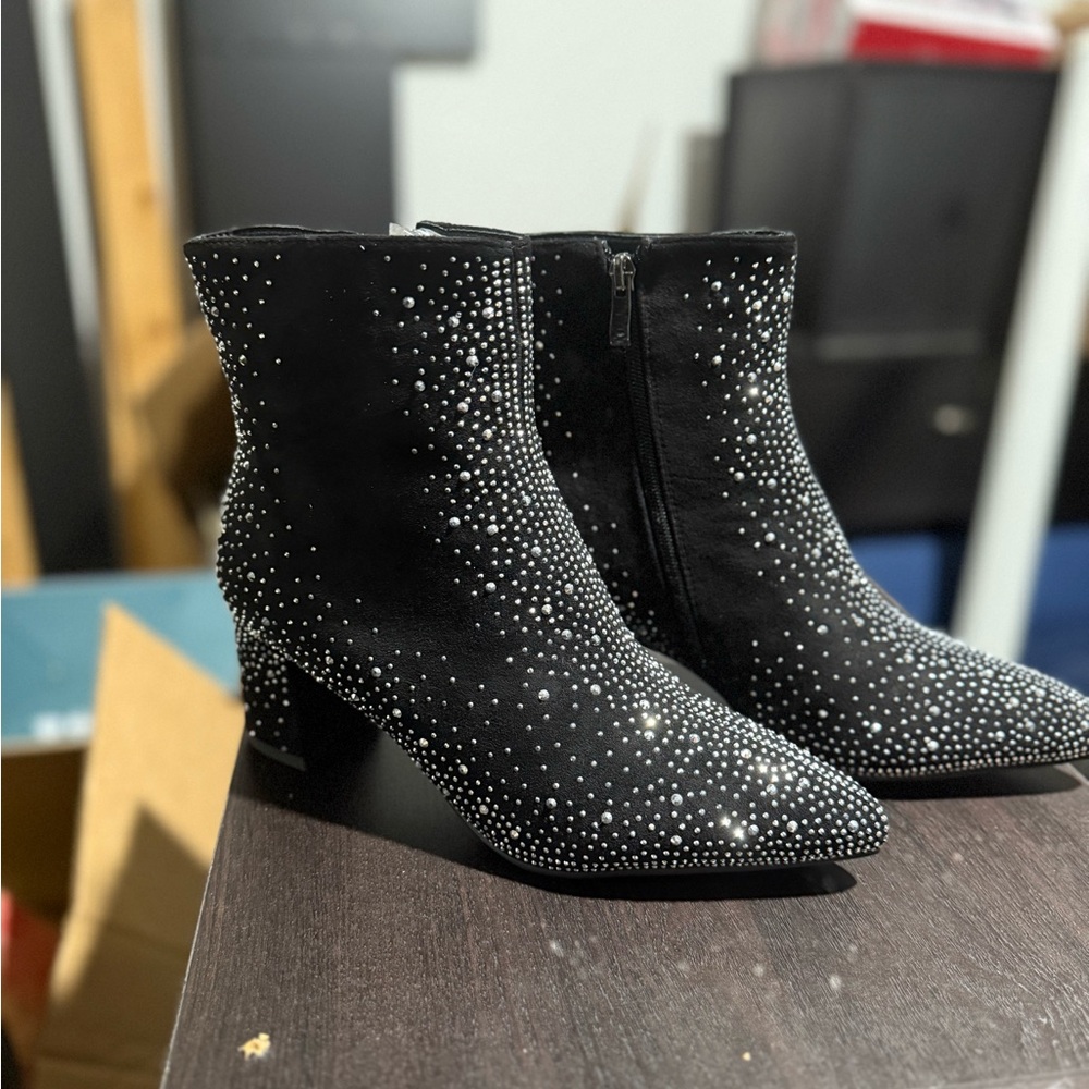 Elegant Black Studded Ankle Boots